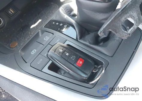 2024 Toyota Rav4 Xle Premium from USA, damaged, VIN 2T3C1RFV7RW354169